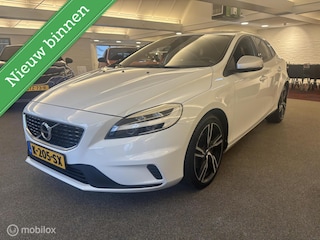 Volvo V40 2.0 T2 R-Design
