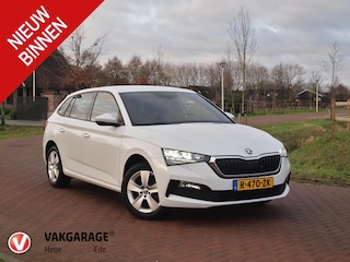 Skoda Scala 1.0 TSI Sport Business | Apple Carplay | Trekhaak | Parkeensensoren | Sportstoelen | NL-Auto |