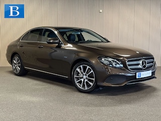 Mercedes-Benz E-klasse 350e AVANTGARDE-WIDESCREEN-AIRMATIC-TREKHAAK-APPLE CARPLAY-COMPLEET