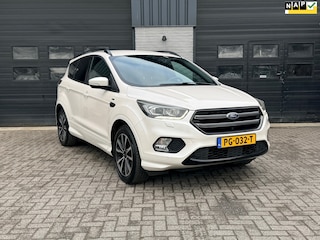 Ford Kuga 1.5 EcoBoost ST Line, NL Auto, Trekhaak, Aur Camera.