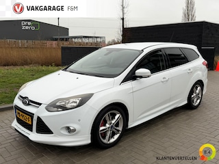 Ford Focus Wagon 1.6 EcoBoost Titanium Clima, Cruise, Camara, PDC, Trekhaak