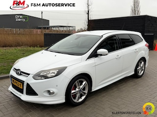 Ford Focus Wagon 1.6 EcoBoost Titanium Clima, Cruise, Camara, PDC, Trekhaak