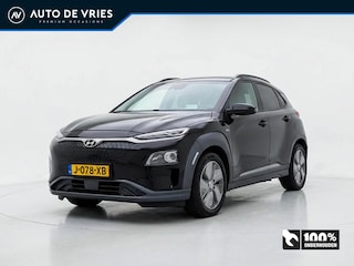 Hyundai Kona EV 204pk Fashion 64 kWh 3-fase | SOH 100% | Head up | Achteruitrijcamera | Trekhaak
