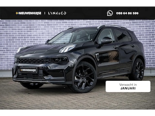 Lynk & Co 01 1.5 | Black Pack | 360° Camera| Panoramadak | Adaptieve cruise control | LED koplampen  | 20 inch velgen | Climate control | Apple Carplay / Android Auto |