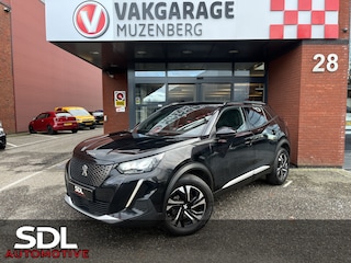 Peugeot 2008 1.2 PureTech Allure // LED // CRUISE // HALF LEDER // CAMERA+SENSOREN // NAVI+CARPLAY// STOELVERWARMING //