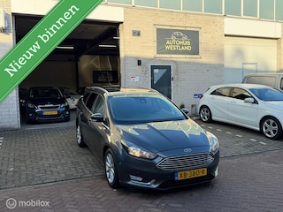 Ford Focus Wagon 1.0 Titanium