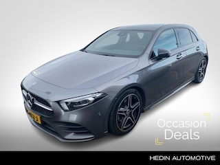Mercedes-Benz A 200 Automaat Launch Edition AMG Line | Premium Plus Pakket | Nightpakket | Panoramadak | Multibeam LED | Advanced Sound System | Sfeerverlichting | Keyless-Go | Parktronic met camera