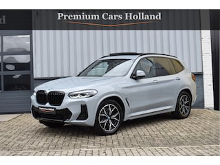 BMW X3 xDrive30e M-Pakket 292 Pk Brooklyn Grijs Metallic Pano Leder Navi Camera 19 Inch