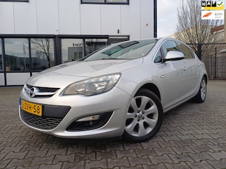 Opel Astra 1.4 Turbo 140PK AIRCO/NAVI/TREKHAAK/6BAK/PDC/CRUISE