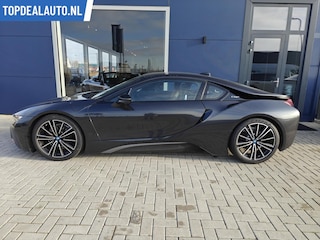 BMW i8 1.5 374 pk 11,6 kw Facelift Zeer mooi! 1e eigenaar