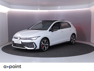 Volkswagen Golf 1.5 eHybrid GTE 272 pk Automaat (DSG) | Verlengde garantie | Navigatie | Panoramadak | Trekhaak (wegklapbaar) | Parkeersensoren (Park assist) | Rondomzicht camera | Stoelverwarming |