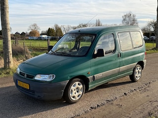 Citroën Berlingo 1.4i 5p. Airco Geen APK Rolstoelauto