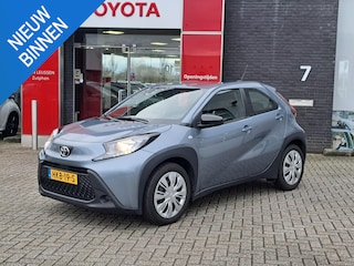 Toyota Aygo Play CAMERA AIRCO APPLE CAR PLAY/ANDROID AUTO ADAPTIVE CRUISE