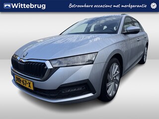 Skoda Octavia Combi 1.4 TSI 204pk iV PHEV Ambition DSG Automaat Virtual Cockpit / Parkeersensoren / LED verlichting / Apple carplay / Navigatie