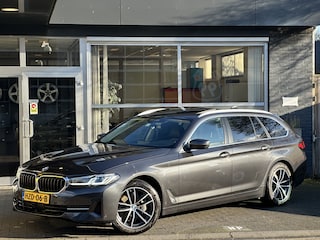 BMW 5-serie Touring 540d xDrive High Executive M-SPORT / PANO / CLIMA / LEER