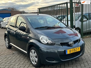 Toyota Aygo 1.0-12V Now Airco elektrische ramen cv op afs