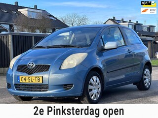 Toyota Yaris 1.3 VVTi Sol Airco*119.000 NAP*Trekhaak*Nieuwe APK*Elektrische ramen*