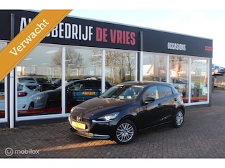 Mazda 2 1.5 Skyactiv-G Stoelverw/HUD/Camera/Carplay/Xenon-LED