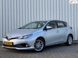 Toyota Auris 1.8 Hybrid Volcano Edition|Cruise|Navi|Cruise|Dealer-onderhouden