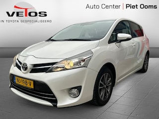 Toyota Corolla Verso 1.6 VVT-i Aspiration Panoramadak Trekhaak