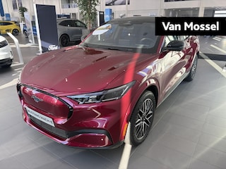 Ford Mustang Mach-E Extended Premium RWD 88 kWh | PANORAMADAK| HANDSFREE BEDIENBARE ACHTERKLEP | ELEKTRISCH VERSTELBARE STOELEN | RODE REMKLAUWEN | AMBIENT LIGHTING | ADAPTIEVE CRUISE CONTROL | PARKEERSENSOREN