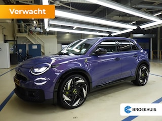 Abarth 600 Scorpionissima 54 kWh | Design Pack | Tech Pack | Gaming Pack | Winter Pack | Sound Generator | Alcantara | 280 PK! |