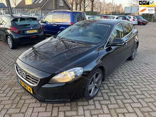 Volvo V40 1.6 T3 Momentum