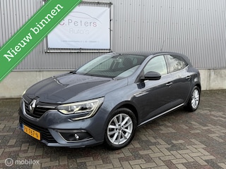 Renault Mégane 1.2 TCe Limited 2017 / Navigatie / Keyless / Trekhaak / Dealeronderhouden / 1e eigenaar NAP