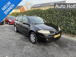Renault Mégane Grand Tour 1.6-16V Business Line | Panoramadak | Autom. Airco | Cruise Control | Elekt. Ramen | PDC | Nieuwe APK!