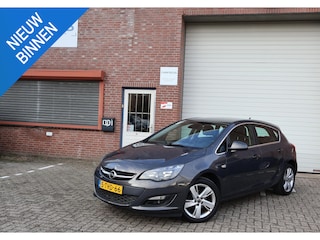 Opel Astra 1.4 Business + 2e eigenaar NAP Leder Navi Cruise APK Airco
