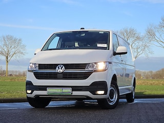Volkswagen Transporter 2.0 TDI T6.1 L2H1 150Pk AC!