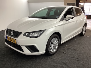 Seat Ibiza 1.0 EcoTSI Style Business Connect | Airco | Trekhaak | Carplay |*