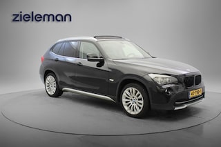 BMW X1 sDrive20i Business - Panorama, Navi, Cruise, Clima