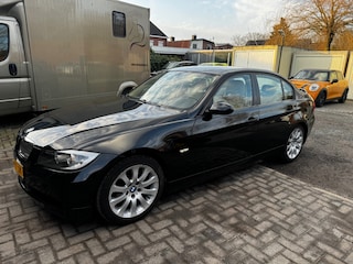 BMW 318I EXECUTIVE