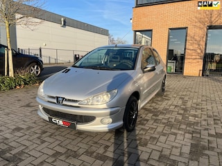 Peugeot 206 1.4 Génération Airco | NW Riem | Cruise