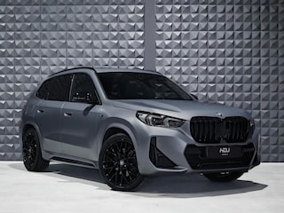 BMW X1 xDrive30e M | Pano | H&K | Trekh. | 360 | 20 | Leer |Side | Memo | Drive Pro |