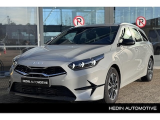Kia Ceed Sportswagon 1.0 T-GDi Design Edition Half leder/Stof bekleding | Achteruitrijcamera | Parkeersensoren achter & voor | Stoel/stuurverwarming | JBL Speakers | Apple Carplay/Android Auto | Keyless entry | Dodehoek detectie | LED Dagrijverlichting | Navigatie | Elektrisch bedienbare achterklep | Adaptieve Cruise control & Lane assist |