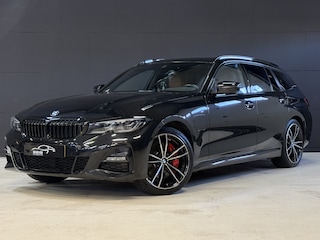 BMW 3-serie Touring 320e Business Edition Plus | M-Sport | 19''inch | Stoel/stuurverw. | Apple Carplay | Sfeerverlichting