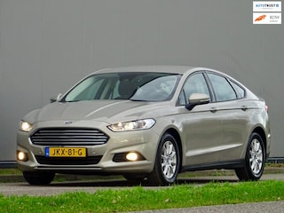 Ford Mondeo 1.5 Titanium /// Prachtig / Dealer-Oh