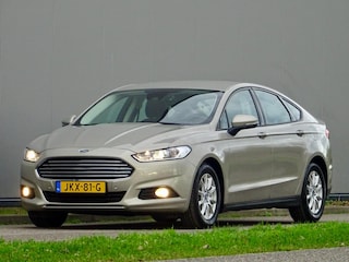 Ford Mondeo 1.5 Titanium /// Prachtig / Dealer-Oh
