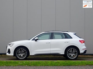 Audi Q3 35 TFSI S-Line Edition One / Pano / Virtual Cockpit /