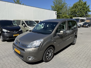Citroën Berlingo 1.6 VTi Rolstoelauto 3+1 of 5-0 - Ruime Bodemverlaging - Knielsysteem + Lier - Luchtvering - Rolstoelvervoer