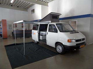 Volkswagen Caravelle 50 KW KAT D