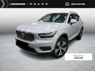 Volvo XC40 Plug-in Hybrid T5 Inscription Expression | Trekhaak | Panoramadak | Adaptieve LED koplampen | Navigatie | Parkeersensore voor + achter | Achteruitrijcamera | Standkachel | Comfortstoelen | LED mistlampen | Apple Carplay / Android Auto |