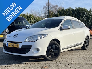 Renault Mégane 1.5 dCi Expression APK 01-27 AIRCO CRUISE TREKHAAK