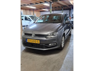Volkswagen Polo 1.0 Trendline, Airco, Bluetooth, afneembare trekhaak