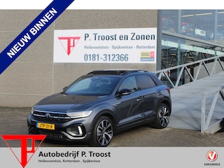 Volkswagen T-Roc 1.5 TSI 3x R-Line Automaat/Panoramadak/Trekhaak afneembaar/Navigatie/Virtual cockpit/Adaptive cruise control/Achteruitrijcamera/Parkeersensoren rondom/Apple carplay/Stoelverwarming/Keyless/Climate control/IQ light/DAB/Draadloze telefoonlader