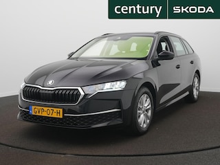 Skoda Octavia Combi 1.5 TSI Edition Trekhaak - Apple carplay - Pdc - Clima