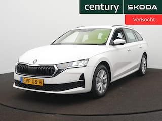 Skoda Octavia Combi 1.5 TSI Edition Apple Carplay - Trekhaak - Cruise - Pdc