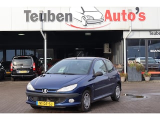 Peugeot 206 1.4 XT Radio cd speler, Elektrische ramen, APK tot 22-08-2026